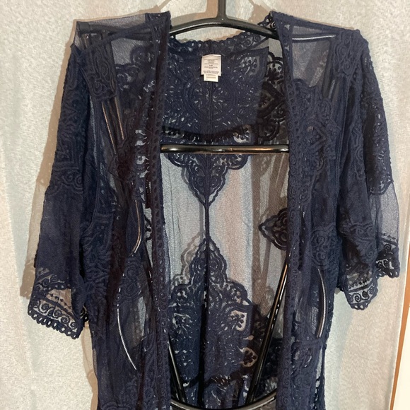 Gorgeous sheer lace blue Boho style wrap/cover up - Picture 1 of 4